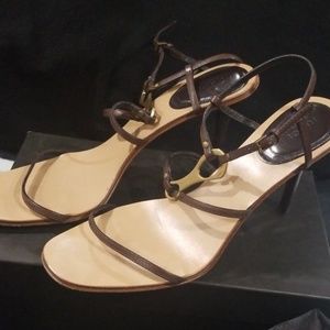 Gucci strappy sandal